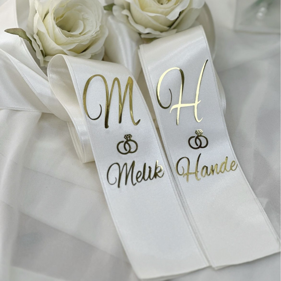 Baskılı Takı Kurdelesi (Harf + Simge + İsim)