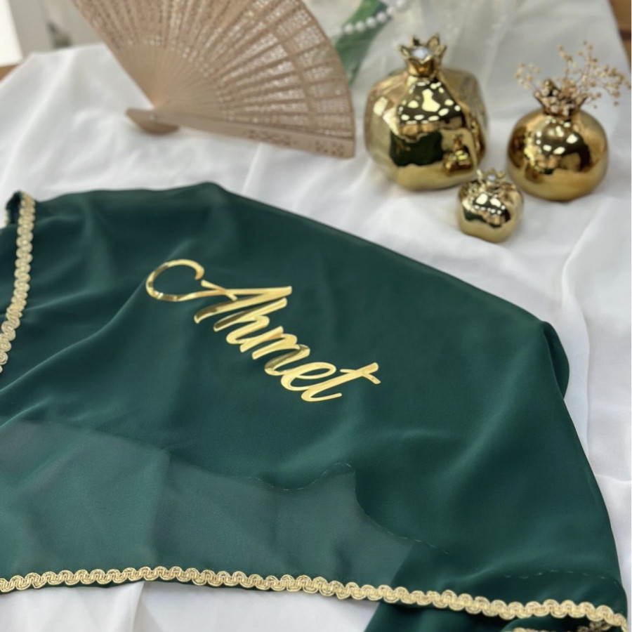 Gold Baskılı Damat Omuz Örtüsü