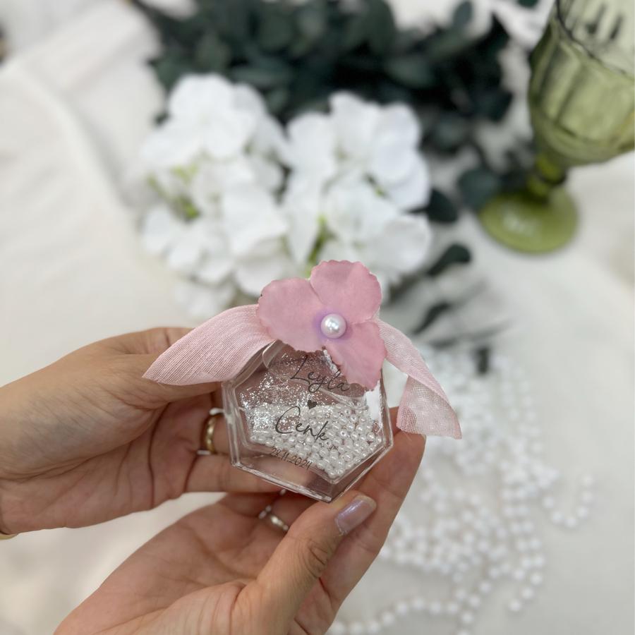 Altıgen Lüks Cam Şişe Kolonya (30 ml) (İnci ve Sim Eklentili)