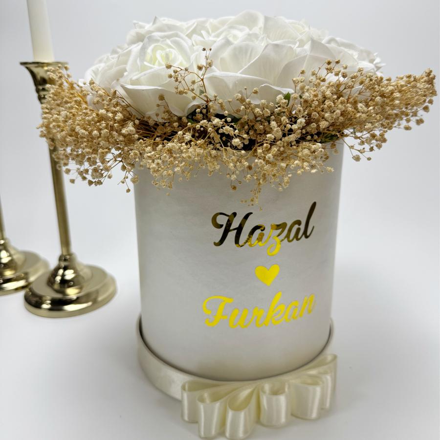 Kutulu İsteme Çiçeği ( 21 Adet Güllü)