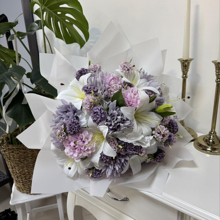 Buket İsteme Çiçeği (Lila Tonlar)