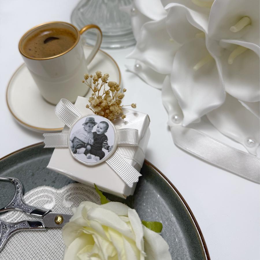 Kutulu Bubble Mum Hediyelik Resimli Mühür Süslemeli  (4x4x4)